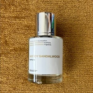 Dossier Woody Sandalwood Perfume - Silver Cap